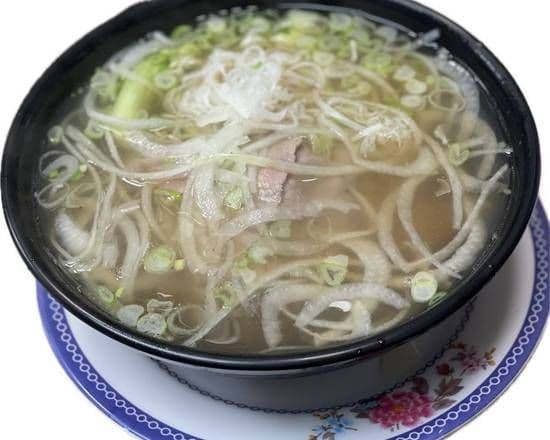19. Rare Beef and Beef Tripe Noodle Soup